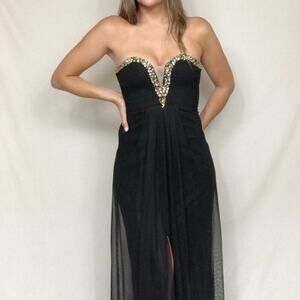 Brand New Betsy & Adam Designer Gown